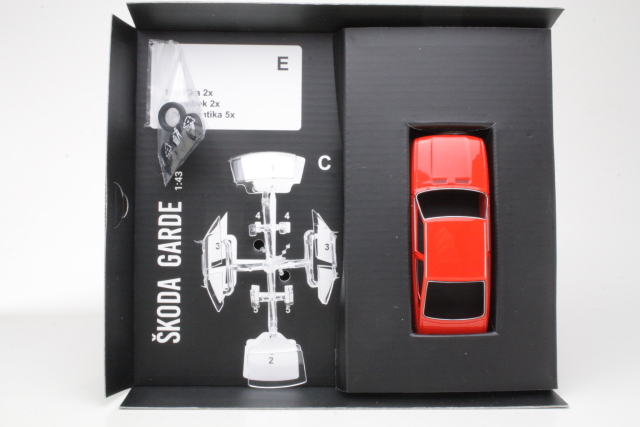Skoda Garde 1982, red (Model Kit)