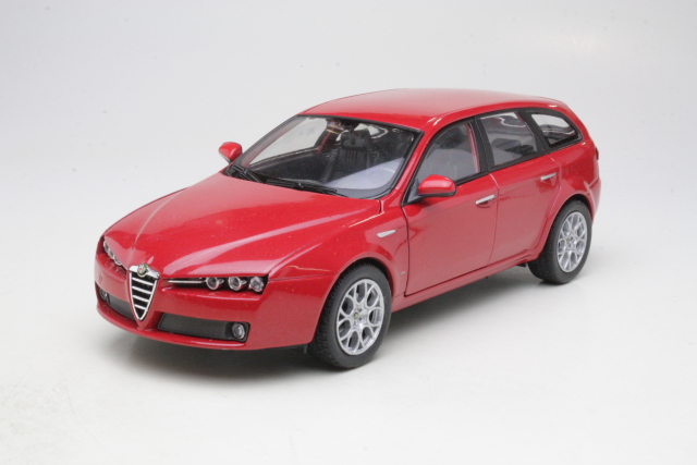 Alfa Romeo 159 Sportwagon 2005, punainen