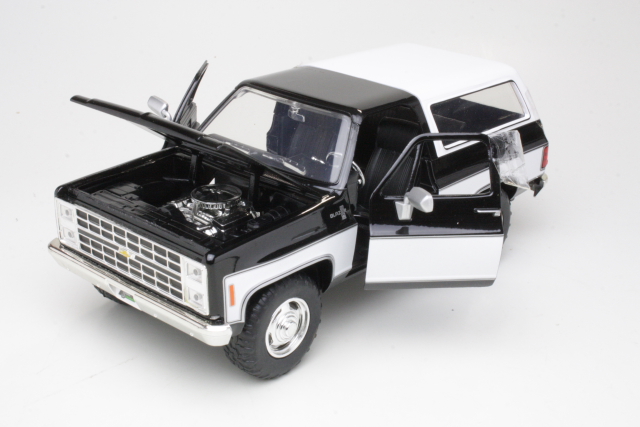 Chevrolet Blazer K5 1980, black/white