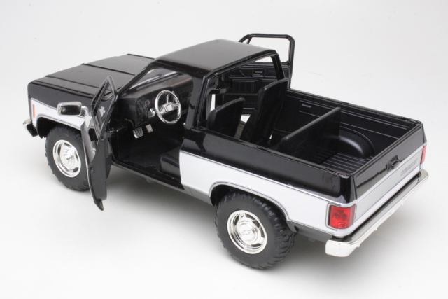 Chevrolet Blazer K5 1980, black/white