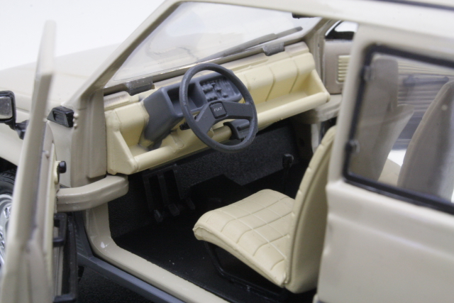 Fiat Panda 45 1980, beige - Sulje napsauttamalla kuva