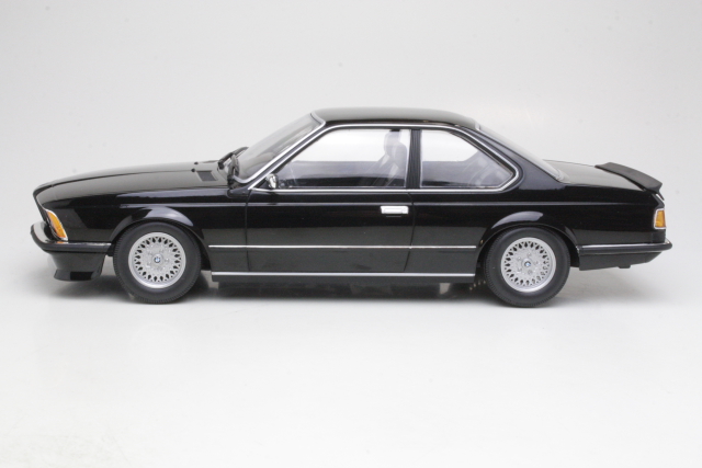 BMW 635 CSi 1982, black