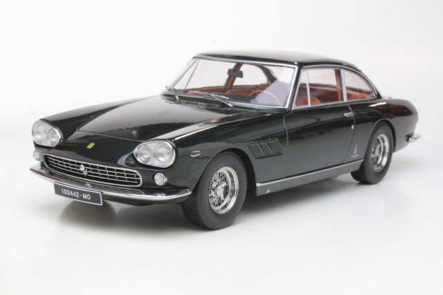 Ferrari 330 GT 2+2 1964, tummanvihreä - Sulje napsauttamalla kuva