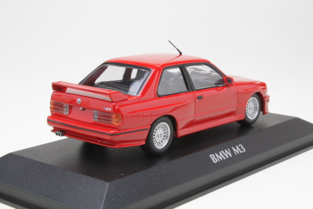 BMW M3 (e30) 1987, punainen - Sulje napsauttamalla kuva