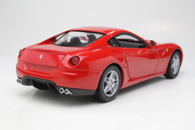 Ferrari 599 GTB 2006, punainen - Sulje napsauttamalla kuva