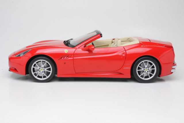 Ferrari California Spider 2009, red