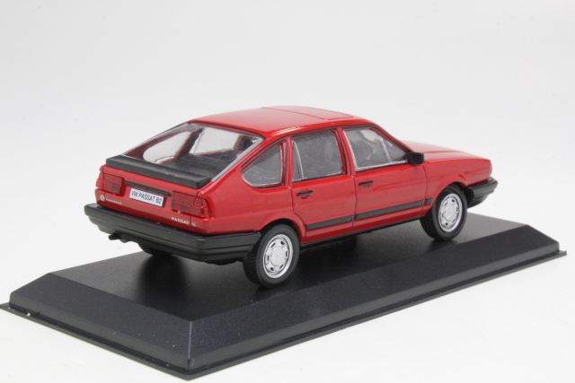 VW Passat B2, red - Click Image to Close