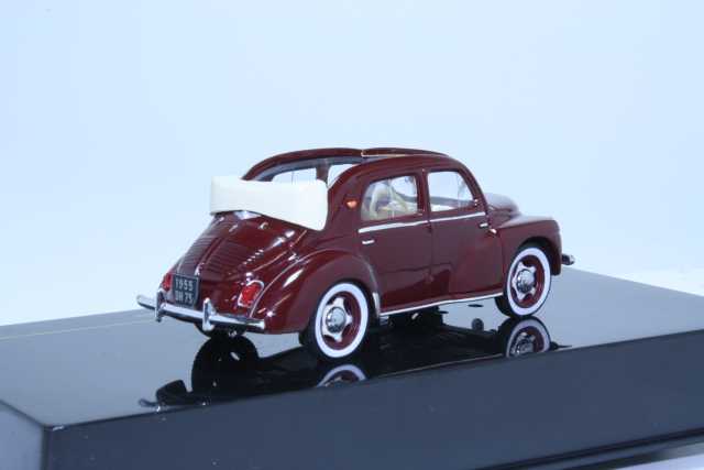 Renault 4CV Decouvrable 1955, brown