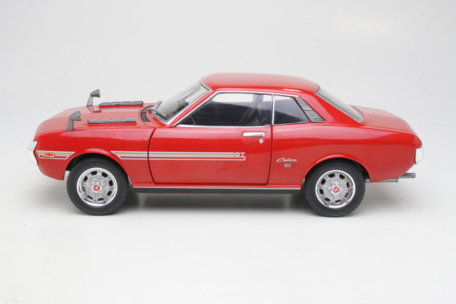 Toyota Celica GT, punainen