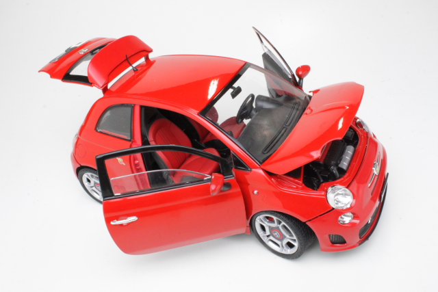 Fiat 500 Abarth, punainen - Sulje napsauttamalla kuva