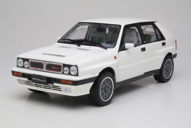 Lancia Delta HF Integrale 8V 1987, white - Click Image to Close