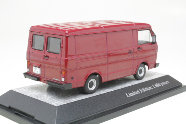 VW LT28 1975, dark red
