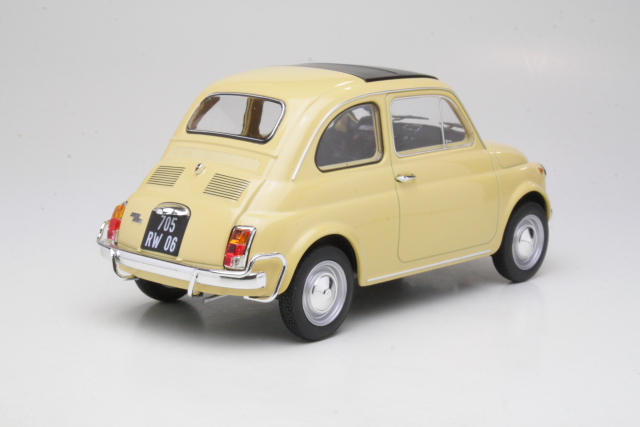 Fiat 500L 1971, yellow