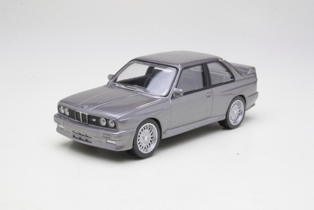 BMW M3 (e30) 1986, harmaa