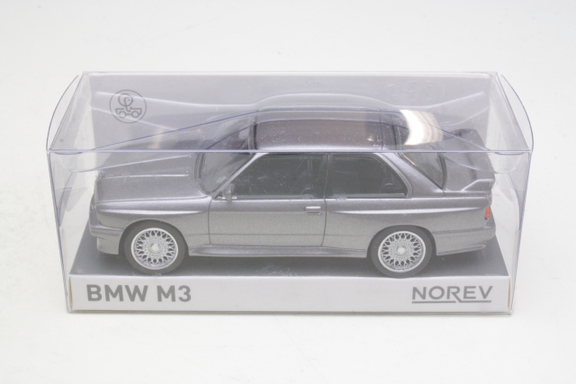 BMW M3 (e30) 1986, harmaa - Sulje napsauttamalla kuva