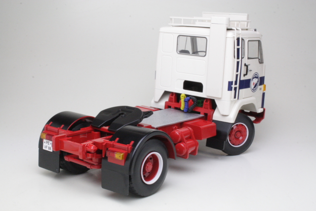 Volvo F88 1965, white/red "Polar Express"