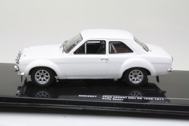 Ford Escort Mk1 1971, valkoinen "Plain Body Version" - Sulje napsauttamalla kuva