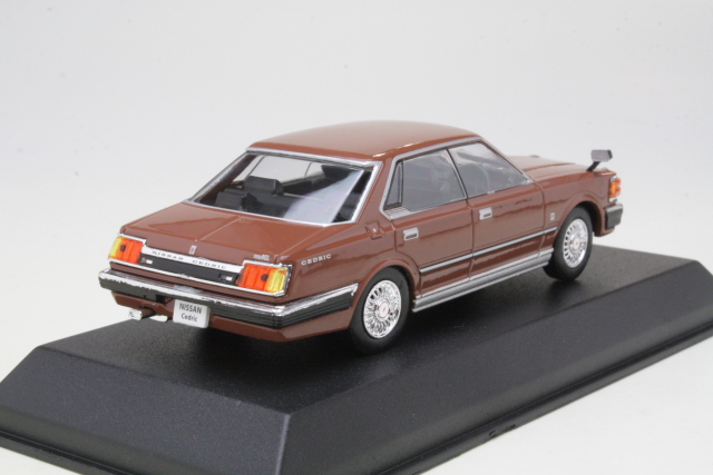 Nissan Cedric 430 1979, brown - Click Image to Close