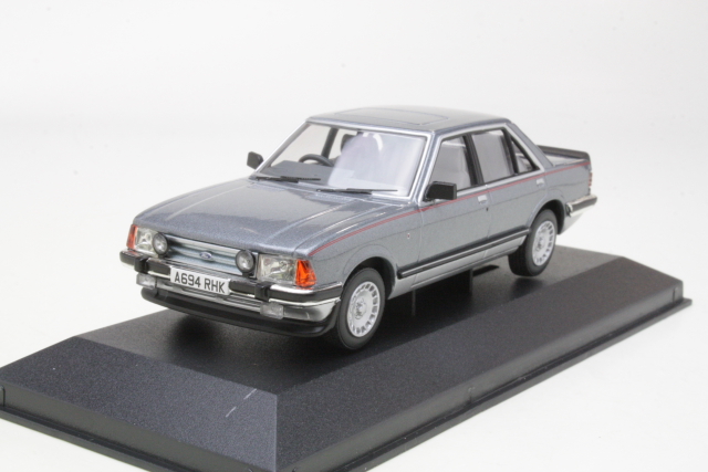 Ford Granada Mk2 2.8i Ghia X, harmaa/hopea