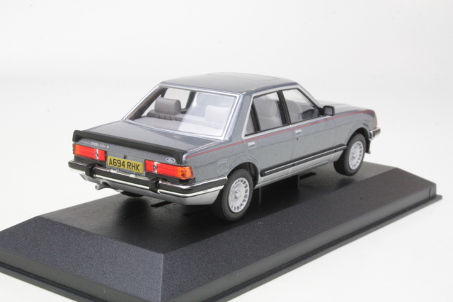 Ford Granada Mk2 2.8i Ghia X, harmaa/hopea - Sulje napsauttamalla kuva