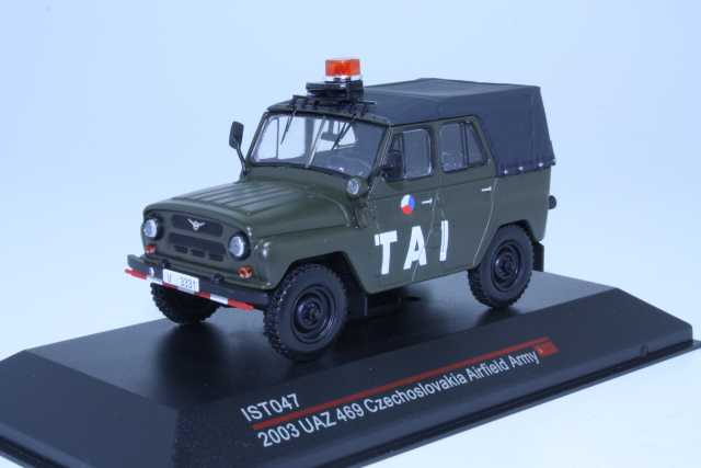 UAZ 469 Czechoslovakia Airfield Army 2005