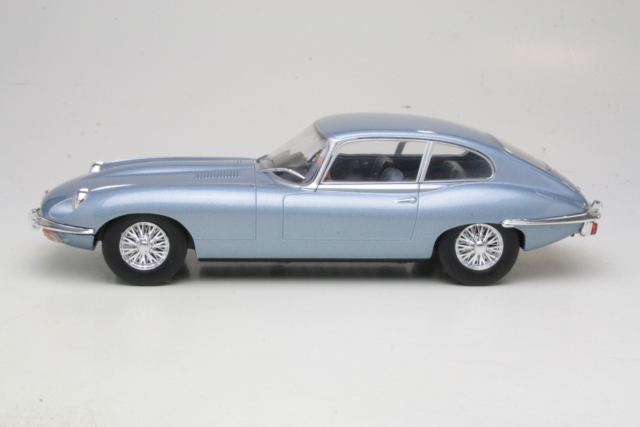 Jaguar E-Type, light blue - Click Image to Close