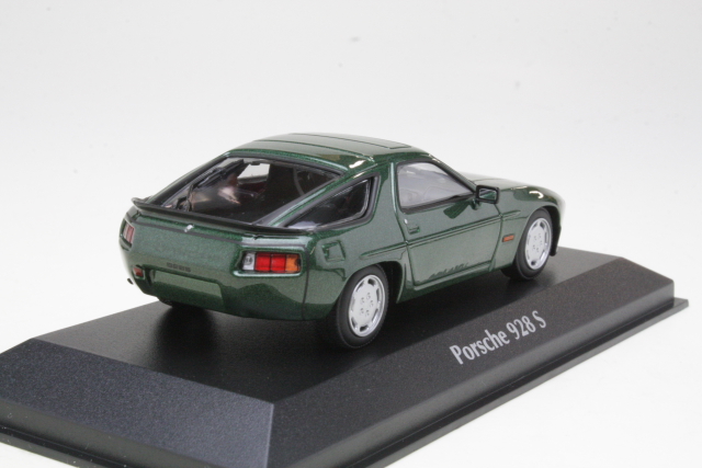 Porsche 928 S 1979, vihreä
