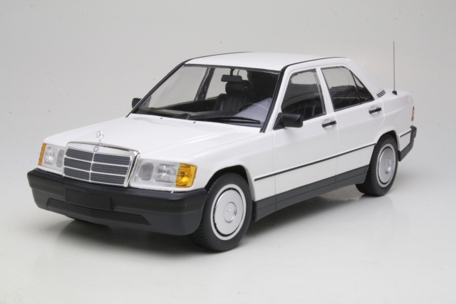 Mercedes 190E (w201) 1982, valkoinen