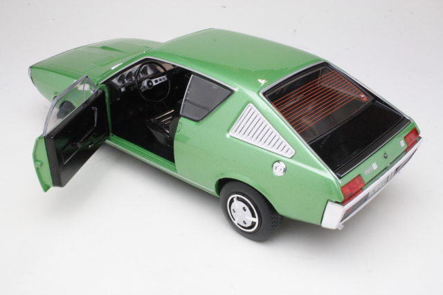 Renault R17 Mk1 1976, green