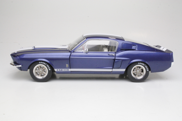 Ford Shelby Mustang GT500 1967, tummansininen - Sulje napsauttamalla kuva