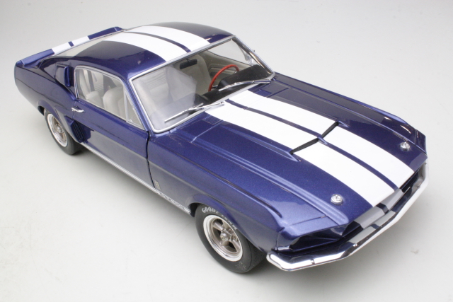 Ford Shelby Mustang GT500 1967, tummansininen - Sulje napsauttamalla kuva