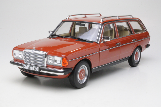 Mercedes 230TE (s123) 1982, punainen