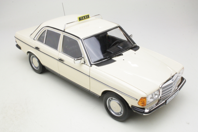 Mercedes 200 (w123) 1980, beige "Taxi" - Sulje napsauttamalla kuva