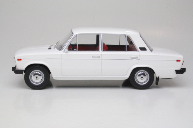 Lada 2106 1976, valkoinen