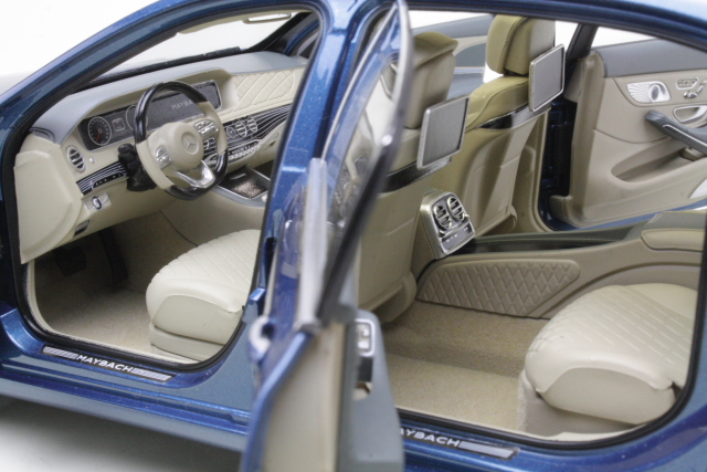 Mercedes-Maybach S650 2018, sininen