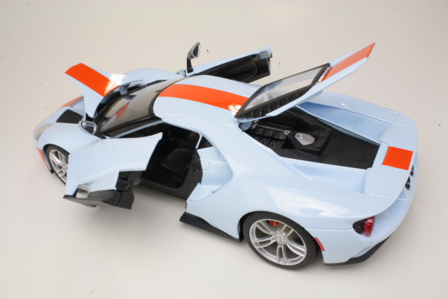 Ford GT 2017 light blue/orange
