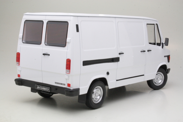 Mercedes 207/208D Van, valkoinen