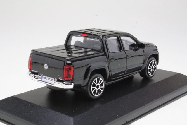 VW Amarok 2011, black