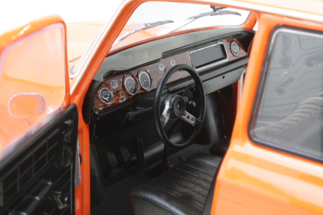 Renault 8 Gordini TS 1967, oranssi
