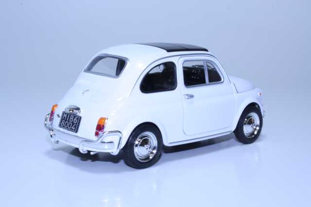 Fiat 500L 1968, valkoinen