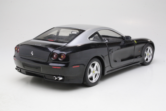 Ferrari 612 Scaglietti 2004, musta/hopea - Sulje napsauttamalla kuva