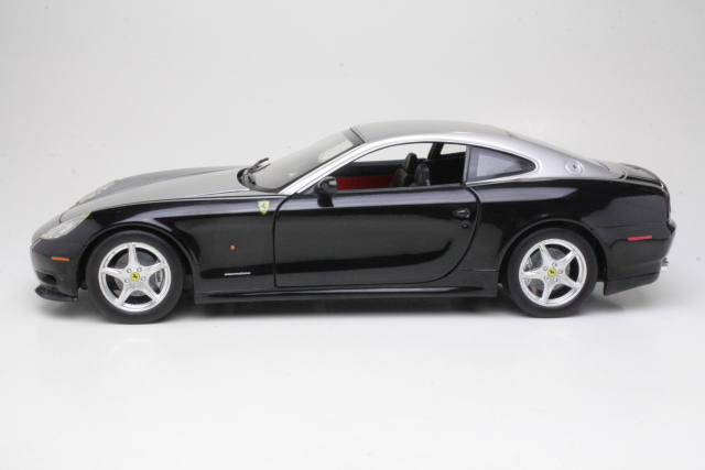 Ferrari 612 Scaglietti 2004, musta/hopea