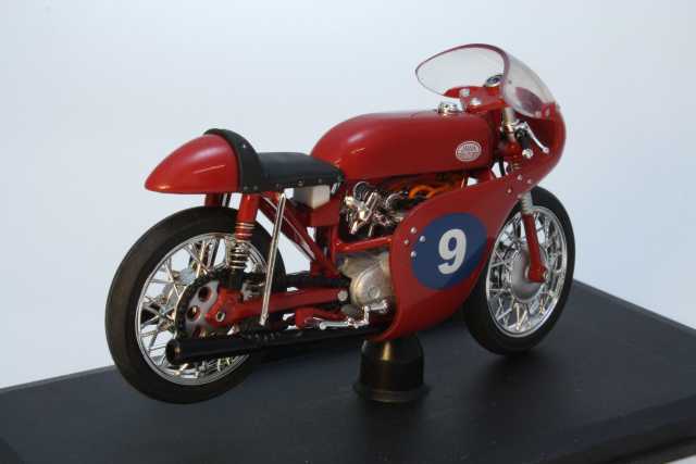 Jawa 350 2x OHC 1961, no.9, tummanpunainen