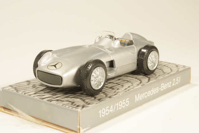 Mercedes 2.5L Formula (w196) Monoposto 1954, hopea - Sulje napsauttamalla kuva