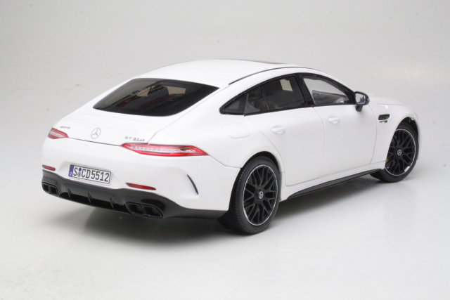 Mercedes AMG GT S 4-Matic 2019, valkoinen