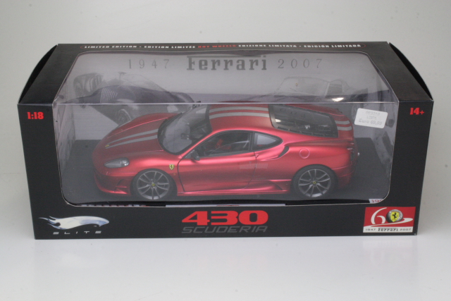 Ferrari 430 Scuderia 2007, punainen - Sulje napsauttamalla kuva