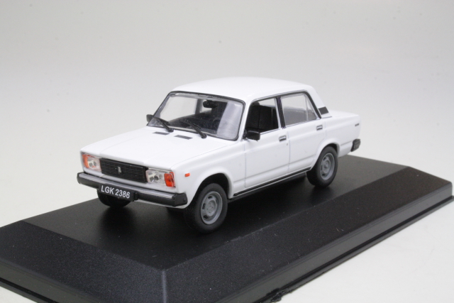 Lada 2105 1981, valkoinen