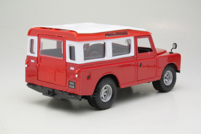 Land Rover 110, punainen - Sulje napsauttamalla kuva