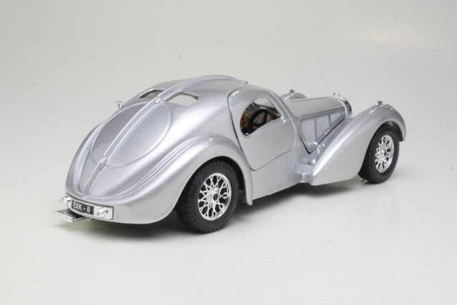 Bugatti Atlantic 1936, silver