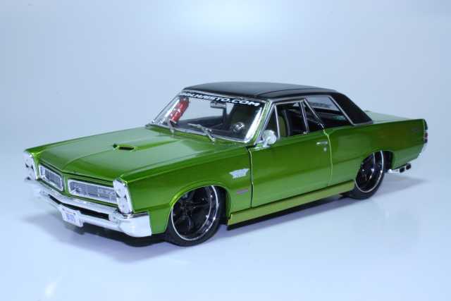 Pontiac GTO 1965, vihreä